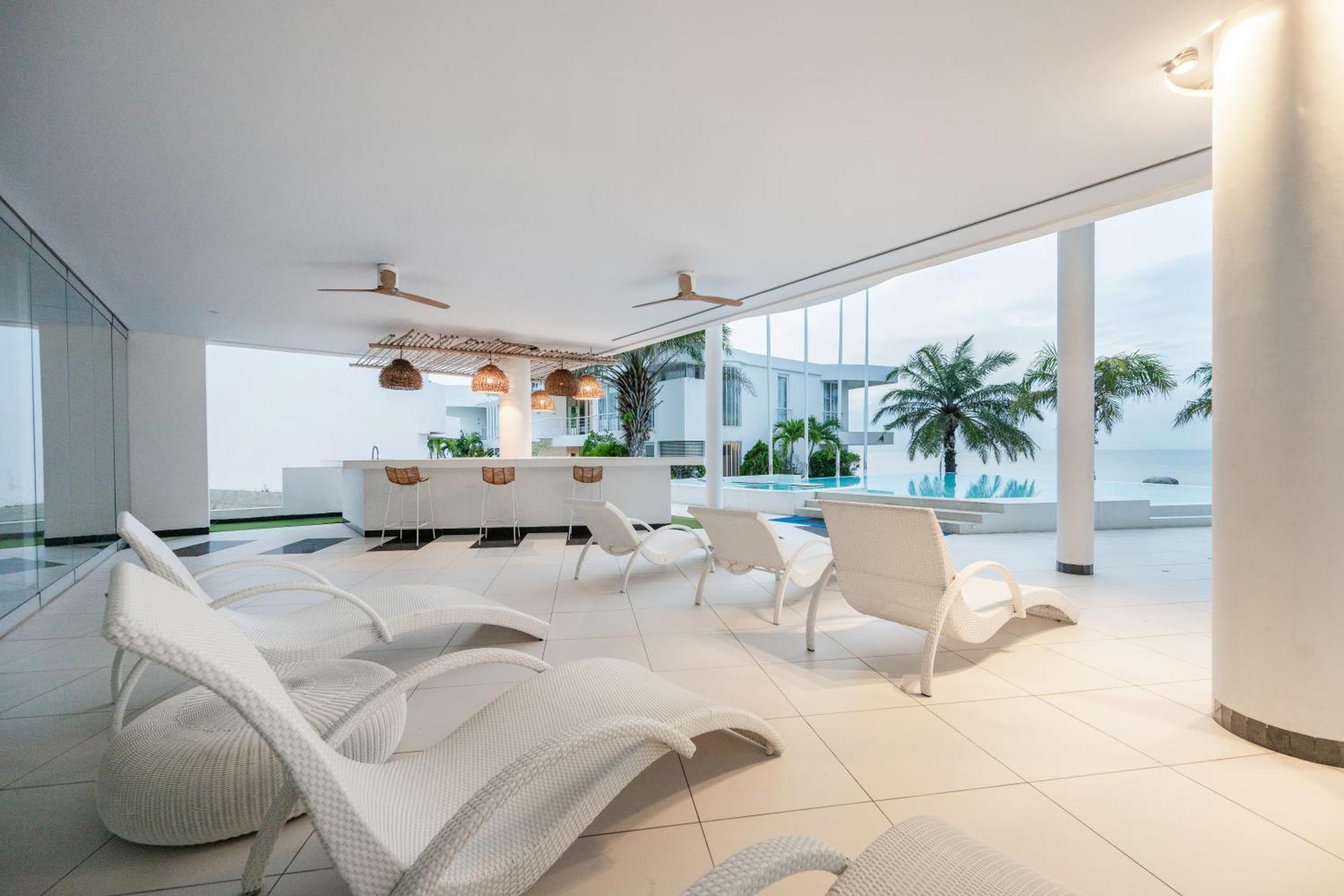 Pure Sunset Beach - Ocean View Room, Pattaya Na Chom Thian Exterior photo
